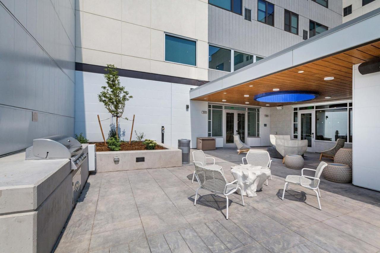 Hotel Element International Airport 3*